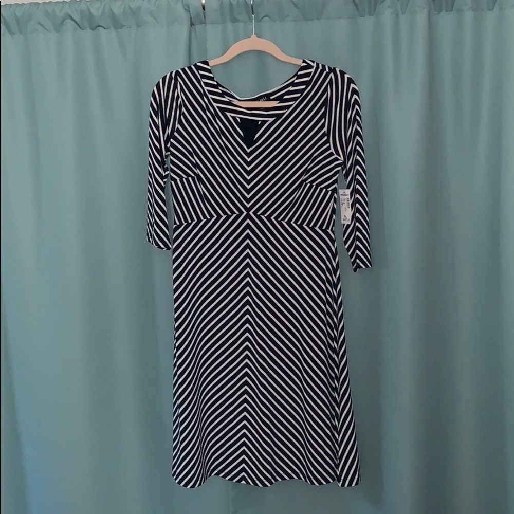 Roz&Ali navy/white striped dress size S